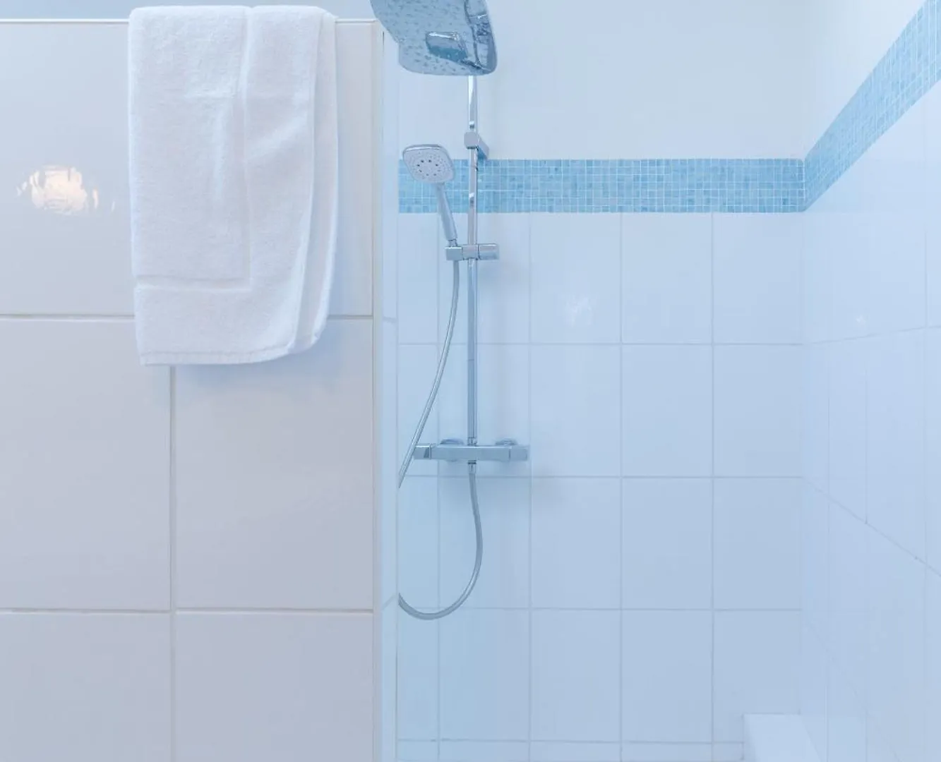 Ty Laouen - Maison Bretonne De Charme Avec Sauna Plougonvelin 0*,  France